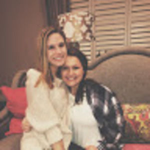 Meet your Posher, Abigail